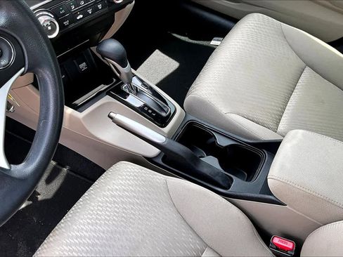Used 2015 Honda Civic LX image 17