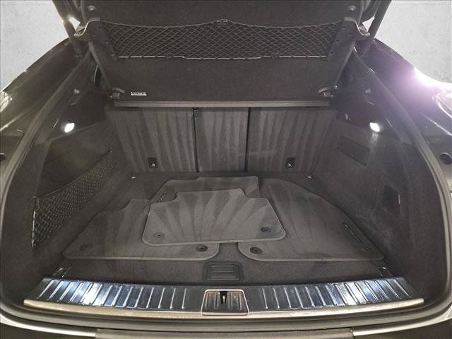 Used 2020 Porsche Cayenne S AWD/4WD image 6