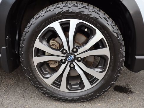 Used 2021 Subaru Forester Limited AWD/4WD image 47