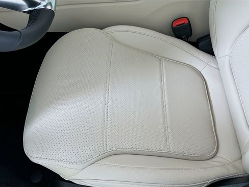 New 2026 Mercedes-Benz C 300 Sedan image 20