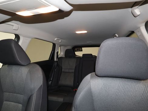 Used 2024 Nissan Rogue SV image 17