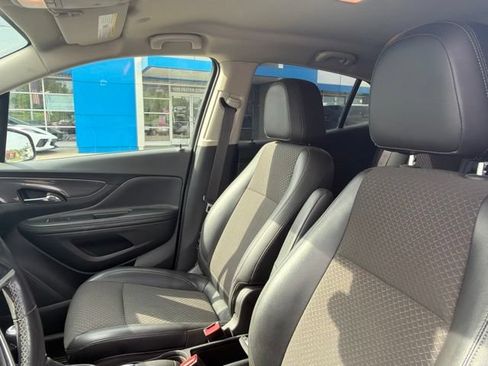 Used 2019 Buick Encore Preferred FWD image 13