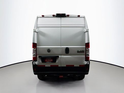 Used 2022 RAM ProMaster 2500 FWD image 4