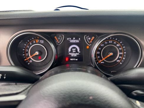 Used 2020 Jeep Wrangler Sport image 14