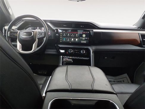 Used 2025 GMC Sierra 1500 Denali w/ Technology Package image 11