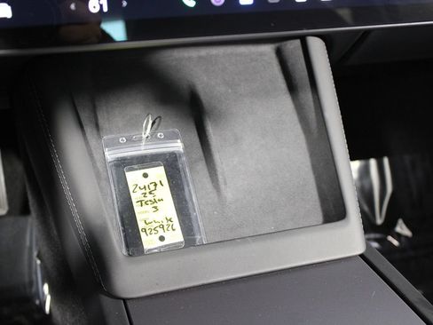 Used 2025 Tesla Model 3 Long Range RWD image 19