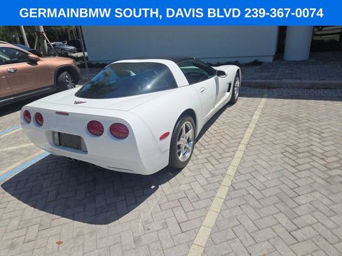 Used 2004 Chevrolet Corvette Coupe image 18