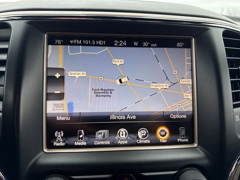 Used 2014 Jeep Grand Cherokee Overland w/ Advanced Technology Group image 22