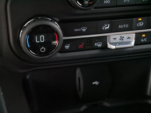 Used 2023 Ford Bronco Outer Banks AWD/4WD image 29
