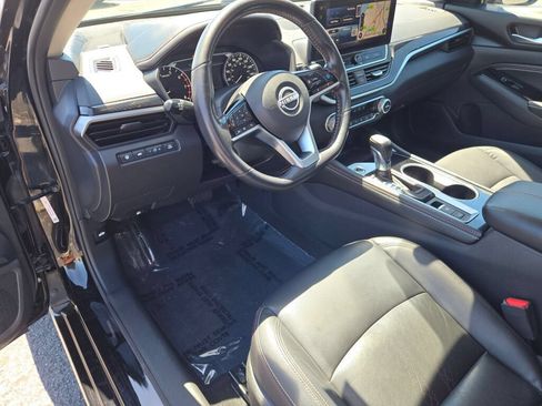 Used 2023 Nissan Altima 2.0 SR FWD image 23