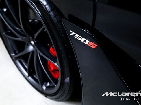 New 2026 McLaren 750S Spider RWD image 31