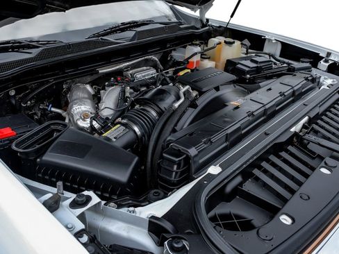 Used 2022 Chevrolet Silverado 3500 High Country image 59