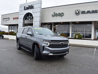 Used 2022 Chevrolet Suburban LT w/ Luxury Package