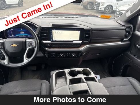 Used 2023 Chevrolet Silverado 1500 LT image 10