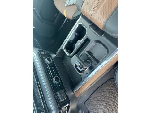 New 2026 Chevrolet Silverado 1500 High Country w/ Technology Package AWD/4WD image 18