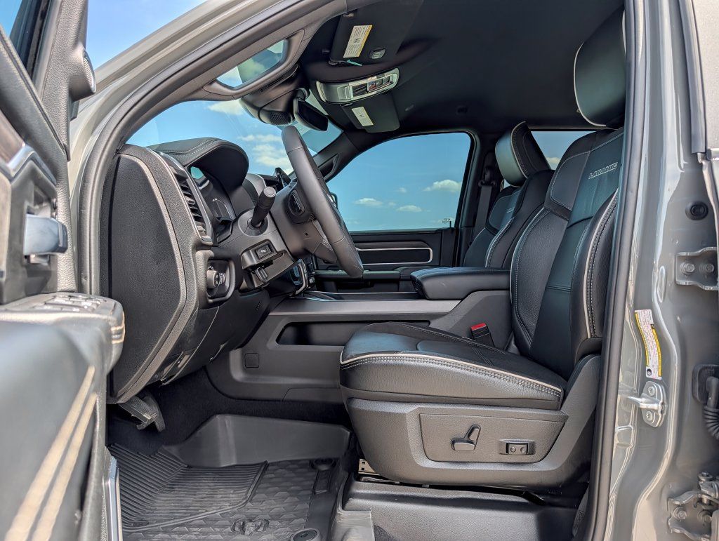 Used 2026 RAM 3500 Laramie AWD/4WD image 10