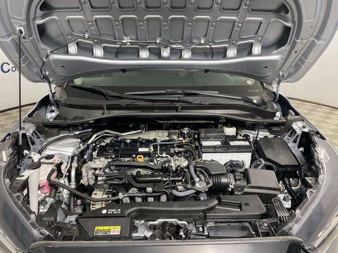 Certified 2023 Toyota Corolla Cross LE image 22