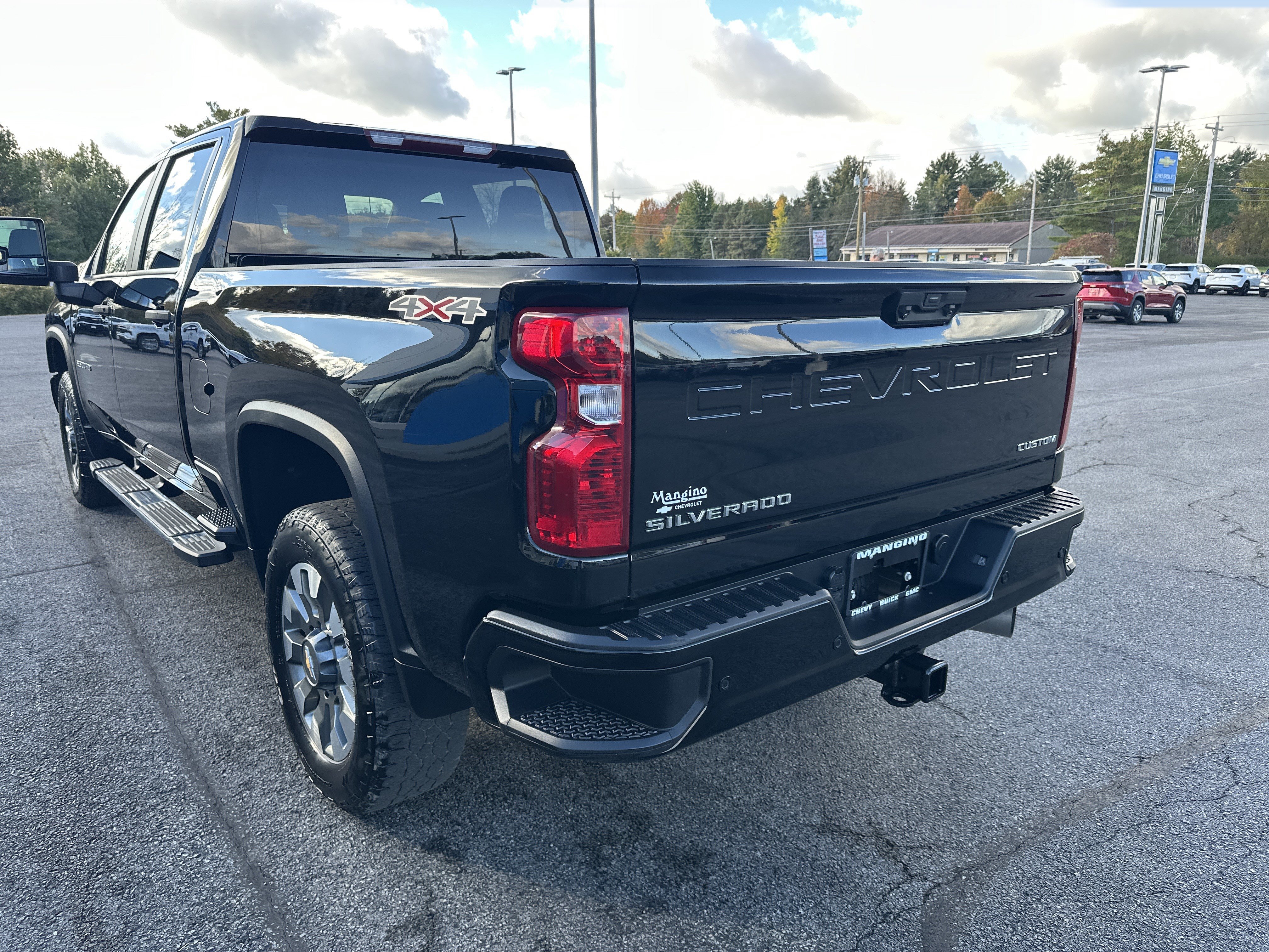 Certified 2024 Chevrolet Silverado 2500 Custom w/ Custom Value Package AWD/4WD image 6
