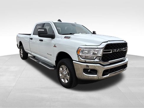 Used 2024 RAM 3500 Big Horn AWD/4WD image 8