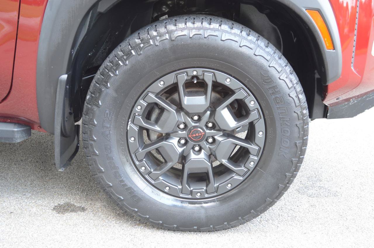 Used 2023 Nissan Frontier PRO-4X w/ Pro-4X Premium Package AWD/4WD image 12