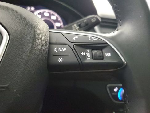 Used 2020 Audi Q5 Prestige w/ Prestige Package AWD/4WD image 26