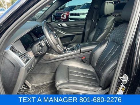 Used 2020 BMW X7 xDrive40i w/ M Sport Package AWD/4WD image 16