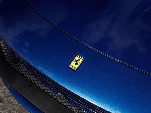 Used 2023 Ferrari Roma RWD image 41