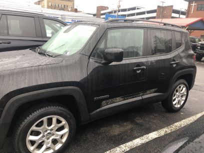 Used 2016 Jeep Renegade Latitude w/ Cold Weather Group