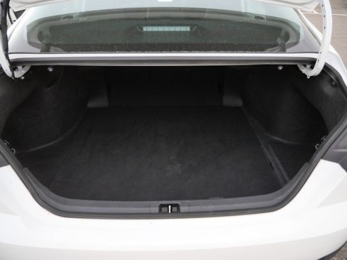 Certified 2025 Toyota Camry LE image 19