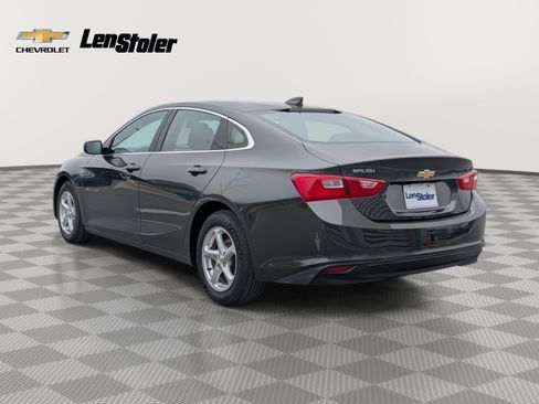 Used 2018 Chevrolet Malibu LS image 3