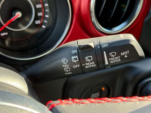 Used 2021 Jeep Wrangler Unlimited Rubicon w/ Xtreme Recon 35" Tire Package image 28