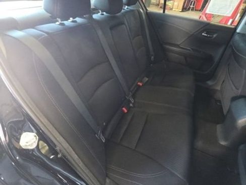Used 2015 Honda Accord Sport image 18