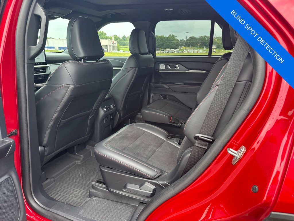 Used 2025 Ford Explorer ST w/ Sun And Sound Package AWD/4WD image 18