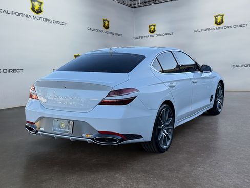 Used 2025 Genesis G70 2.5T image 5