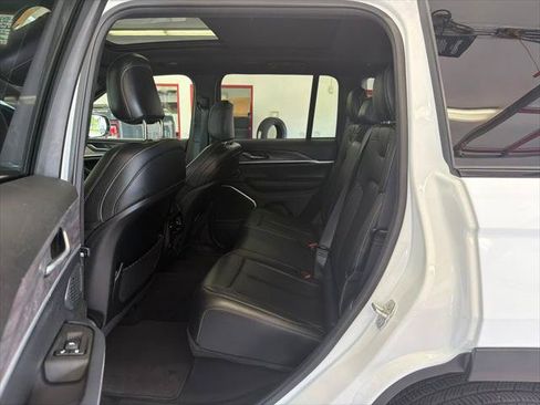 Certified 2024 Jeep Grand Cherokee Limited 4xe AWD/4WD image 21