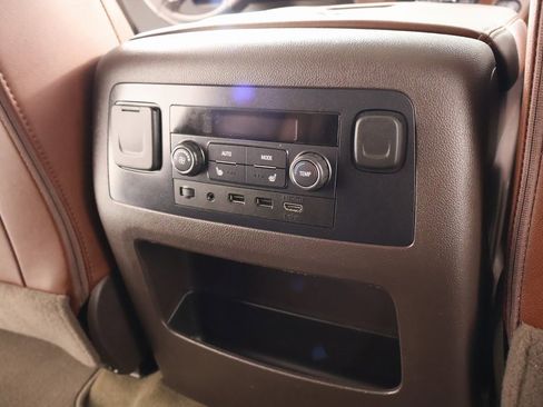 Used 2018 Chevrolet Tahoe Premier image 18