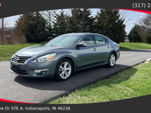 Used 2015 Nissan Altima 2.5 SV w/ Convenience Package image 1
