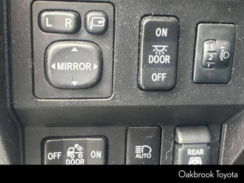 Used 2021 Toyota Tundra Platinum AWD/4WD image 12