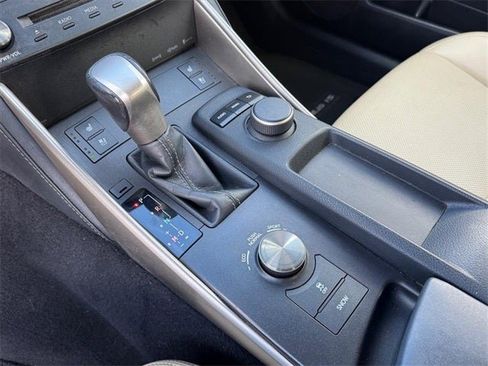 Used 2015 Lexus IS 250 AWD image 21