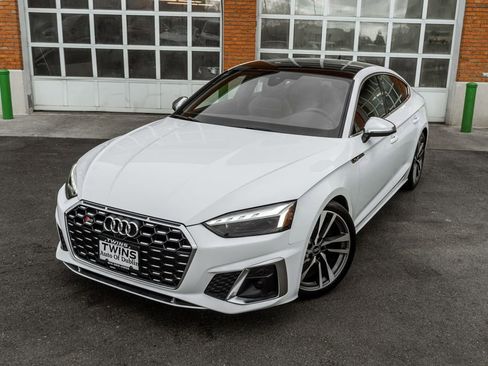 Used 2023 Audi S5 Premium Plus w/ Premium Plus Package image 2