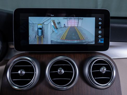 Used 2022 Mercedes-Benz GLC 300 4MATIC image 26