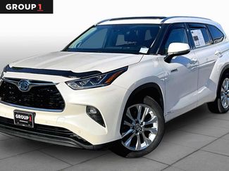 Used 2021 Toyota Highlander Limited AWD/4WD video 1