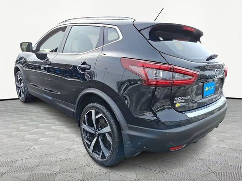 Used 2022 Nissan Rogue Sport SL w/ Premium Package image 5