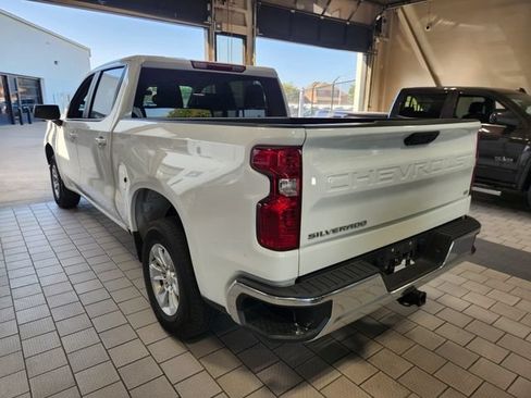 Used 2024 Chevrolet Silverado 1500 LT RWD image 4