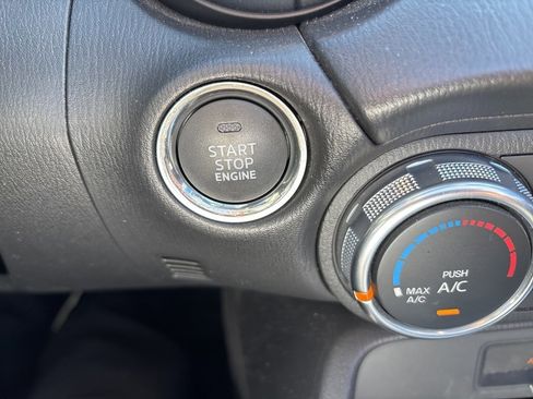 Used 2018 FIAT 124 Spider Classica w/ Technology & Siriusxm Group image 11