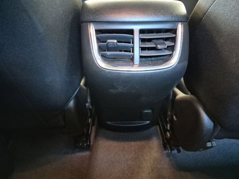 Used 2024 Chevrolet Malibu LT image 17