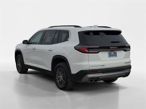Used 2025 GMC Acadia Elevation image 11