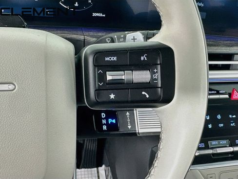 Used 2024 Hyundai Santa Fe Calligraphy AWD/4WD image 17