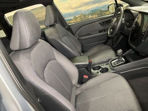 Used 2025 Subaru Forester Premium AWD/4WD image 61