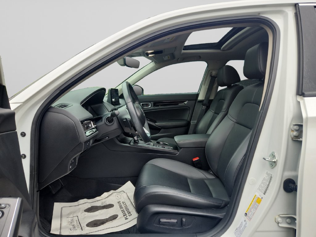 Used 2024 Honda Civic Touring image 10
